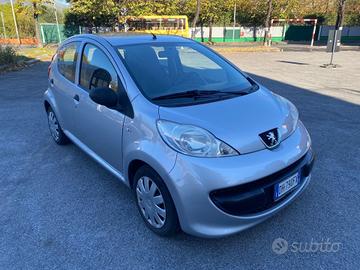 Peugeot 107 1.0 68CV 5p. Desir