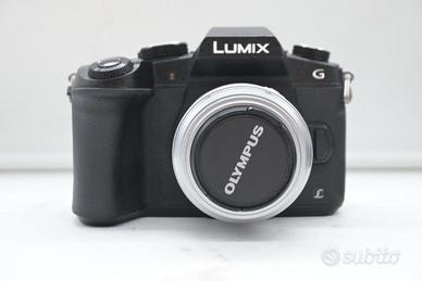 Panasonic Lumix G80 con Olympus 14-42