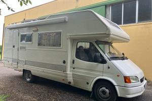 Camper 6 posti  mandardato