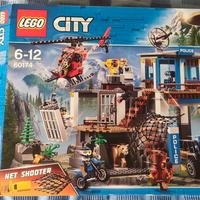LEGO City 60174 - Quartier Generale della Polizia 