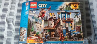 LEGO City 60174 - Quartier Generale della Polizia 