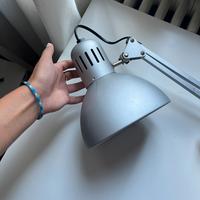 lampada da scrivania ikea + lampadina