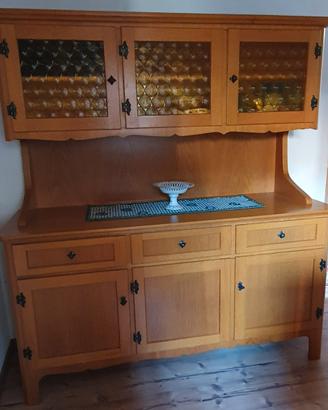 Credenza con tavolo e giro panca