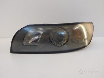 Faro ant sx VOLVO V50 '03