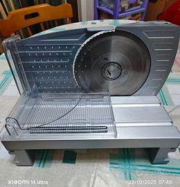Affettatrice elettrica 2 velocita + 20 regolazioni
