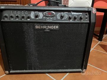 Behringer V-Ampire LX112