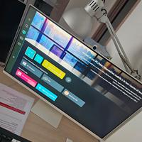 Samsung Smart monitor M8