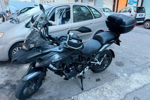 Benelli trk 502