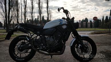 Yamaha xsr 700 