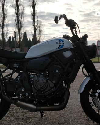 Yamaha xsr 700 