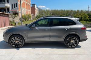 Porsche Cayenne Platinum 3.0 Diesel 185kw 250cv