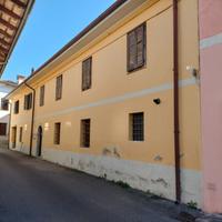 Appartamento bicamere da ristrutturare