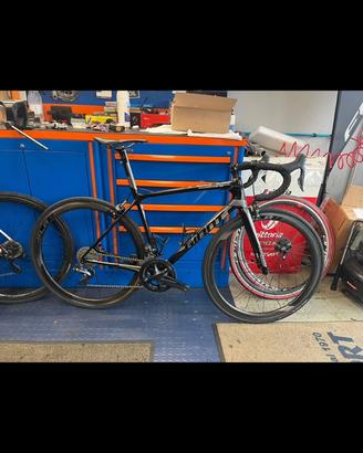 Giant TCR Advanced carbonio con ruote alto profilo