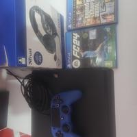 Pacchetto PS4+Cuffie ufficiali+giochi