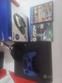 Pacchetto PS4+Cuffie ufficiali+giochi
