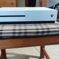 Xbox One S  1TB
