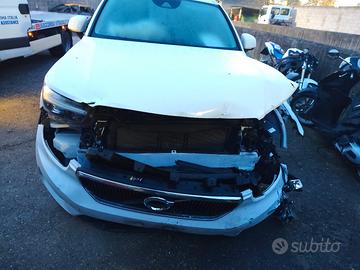  Volvo XC 40 D3 Momentum incidentata.