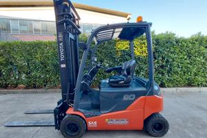 Carrello elevatore TOYOTA 8FBMT20 anno 2014