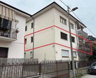Immobile in asta di 146 m² con 3 locali a Santo St
