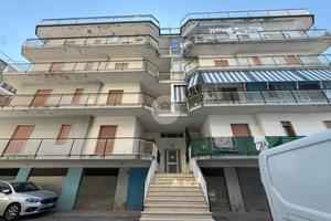 3 LOCALI A SCALEA