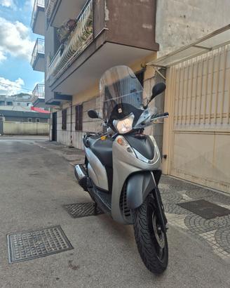 SH 300 Sport 