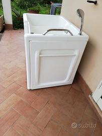 Vasca anziani con sportello laterale 