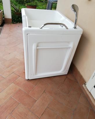 Vasca anziani con sportello laterale 