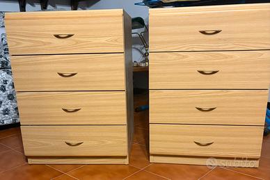 Coppia cassettiere in legno