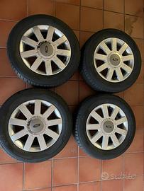 CERCHI LEGA FORD CON GOMME 195/60/15 88H