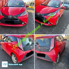Toyota Aygo anno 2015 per ricambi Fi