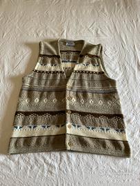 Gilet uomo smanicato con bottoni