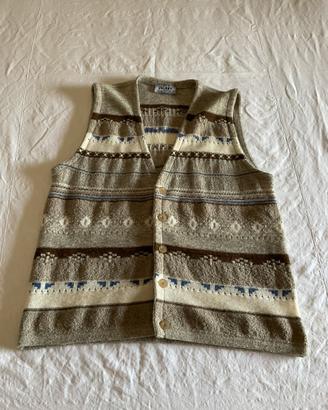 Gilet uomo smanicato con bottoni