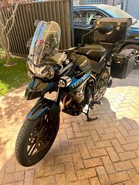 Triumph tiger 800 xrx