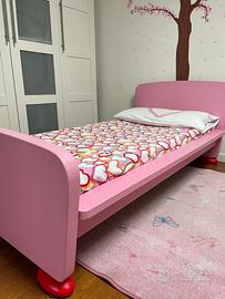 Letto per bambina lettino doghe comodino materasso