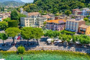 5 LOCALI A GARDA