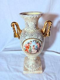 Vaso in porcellana stile Impero del 1930