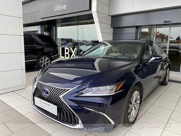 Lexus ES 300h 2.5 luxury cvt