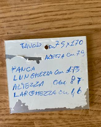 Tavolo con cassapanca