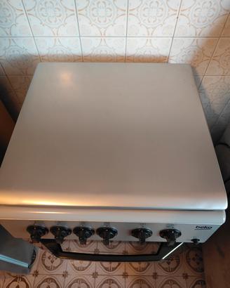 cucina a gas con forno elettrico 