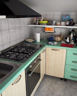 CUCINA COMPLETA DI ELETTRODOMESTICI