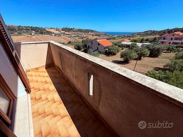 Ampia metratura con vista mare a Potenza Picena