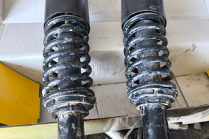 Ammortizzatori per trattore new Holland