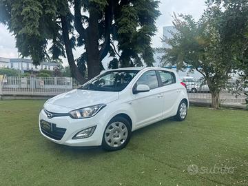 Hyundai i20 1.2 5p. Econext Sound Edition