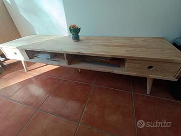 Mobile TV basso stile nordico SKLUM in legno