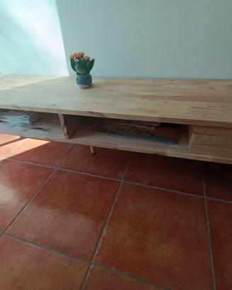 Mobile TV basso stile nordico SKLUM in legno