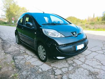 Peugeot 107 1.0 5 porte CLIMA km certificati