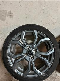 Cerchi e gomme