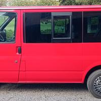 Ford Transit van 9 posti 2003