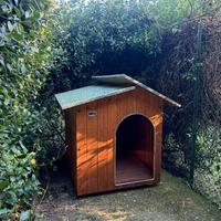 Cuccia in Legno per Cani da Esterno Rinforzata