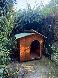 Cuccia in Legno per Cani da Esterno Rinforzata